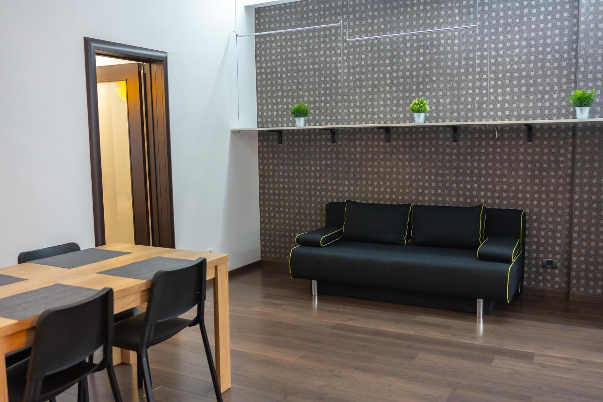 Apartament Cozy & Spacious Near Victoriei Square