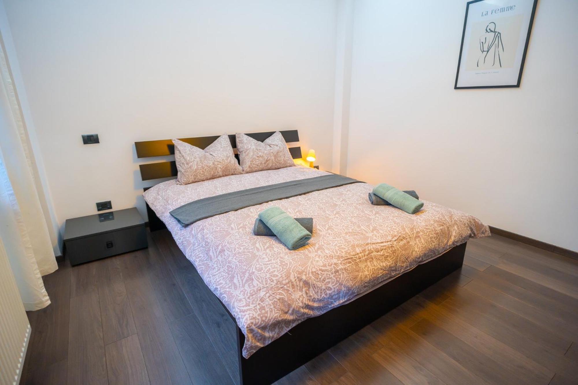 Apartament Cozy & Spacious Near Victoriei Square Bucureşti