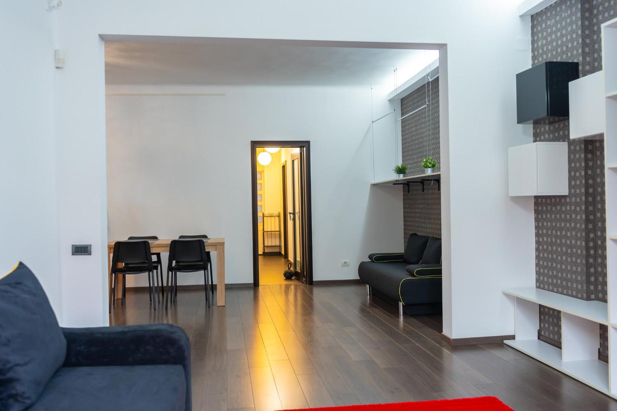 Apartament Cozy & Spacious Near Victoriei Square *