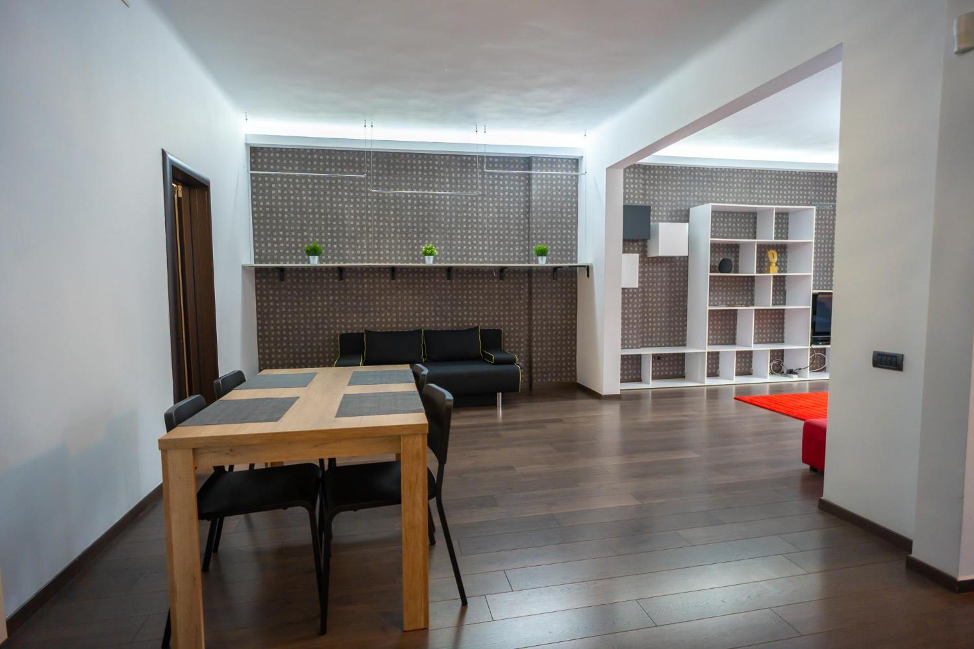 Apartament Cozy & Spacious Near Victoriei Square