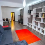 Cozy & Spacious Apartment Near Victoriei Square